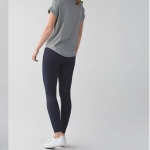 Lululemon In The Zone High Rise Seamless Leggings In Naval Blue 27 Inch Size 4